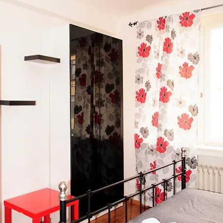 Apartment Center *